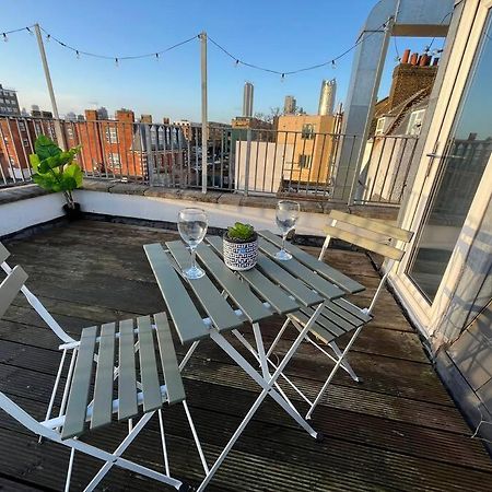 Modern With Stylish Terrace - Your London Oasis! المظهر الخارجي الصورة